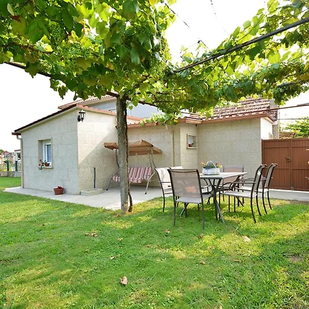 Galihost - Casa Con Jardin En Сasa de vacaciones *
