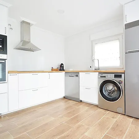 Сasa de vacaciones Galihost - Casa Con Jardin En *